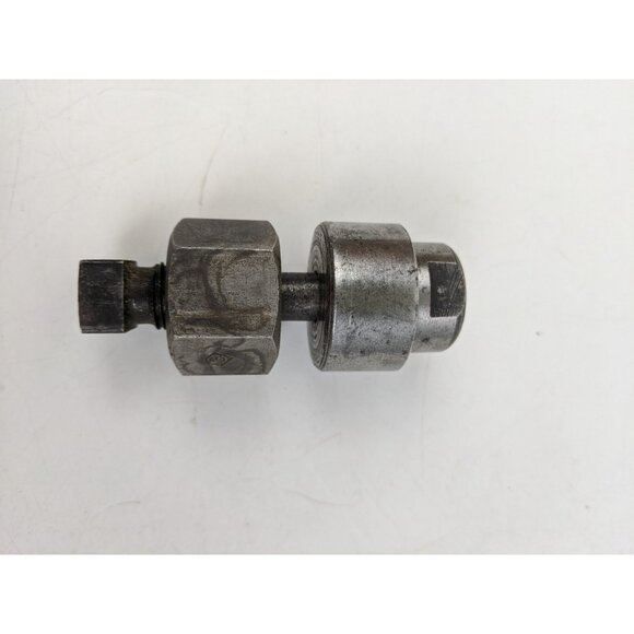 Greenlee USA Round Knockout Punch Unit Knock Out Conduit Tool - Picture 4 of 8